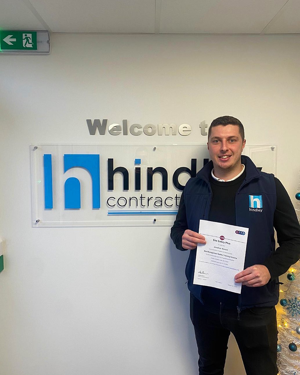 Jon Burson Awarded SMSTS Qualification – Hindley Contractors Ltd